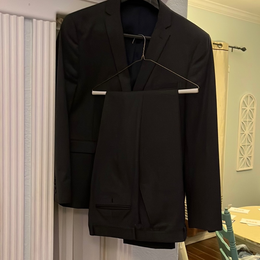 Charcoal checked JF Ferrar “slim fit” suit. 48r 38x32 pants